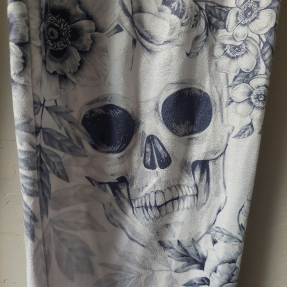 Sissycos‎ Leggings Women Sugar Skull Floral Printed  Ultra Soft  Stretchy - Picture 8 of 9